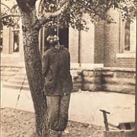  The lynching of Joseph Richardson, September 26, 1913. 